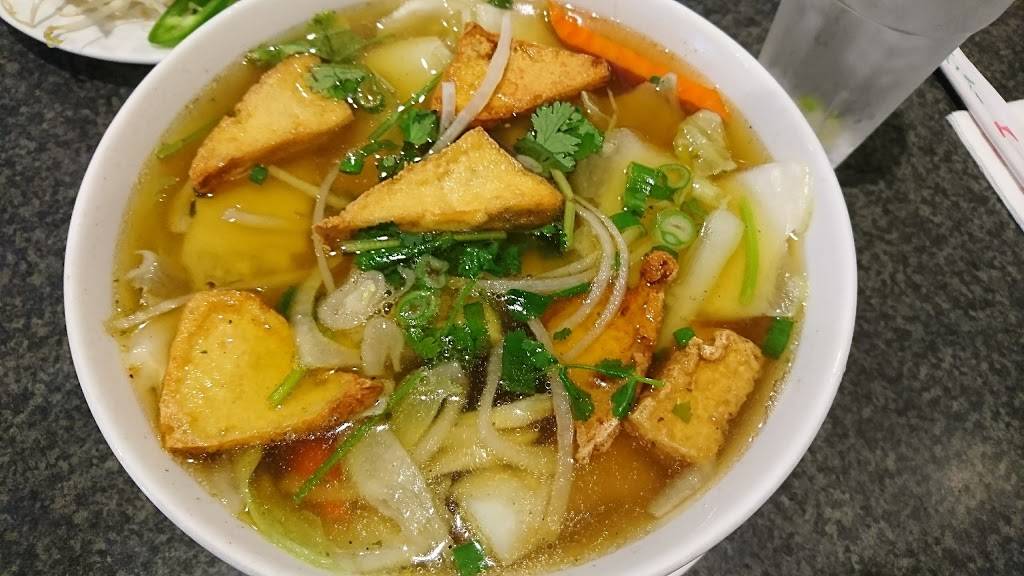 Pho Pioneer Restaurant | restaurant | 17701 Pioneer Blvd, Artesia, CA 90701, USA | 5628099250 OR +1 562-809-9250