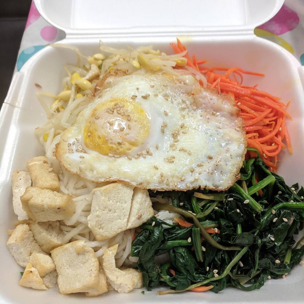 Kums Cafe & Arirang Giftly | restaurant | 4544 Poplar Level Rd, Louisville, KY 40213, USA | 5029646336 OR +1 502-964-6336