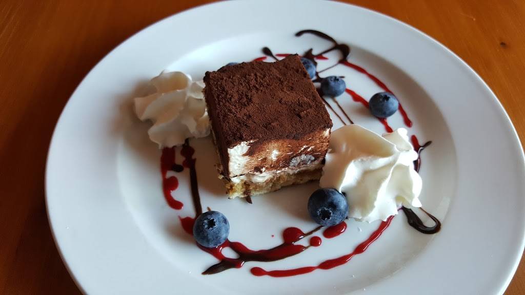 Des petits ventres | restaurant | 839 Rue de Saint Jovite, Mont-Tremblant, QC J8E 3J8, Canada | 8196811888 OR +1 819-681-1888