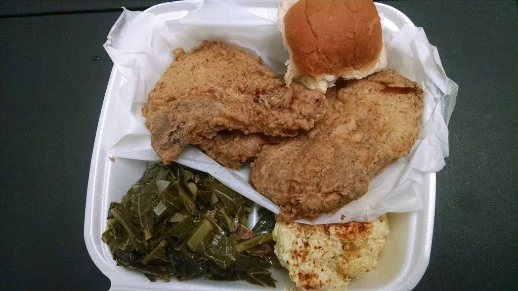 Chicken King | restaurant | 2400 W Sugar Creek Rd A, Charlotte, NC 28262, USA | 7045986542 OR +1 704-598-6542