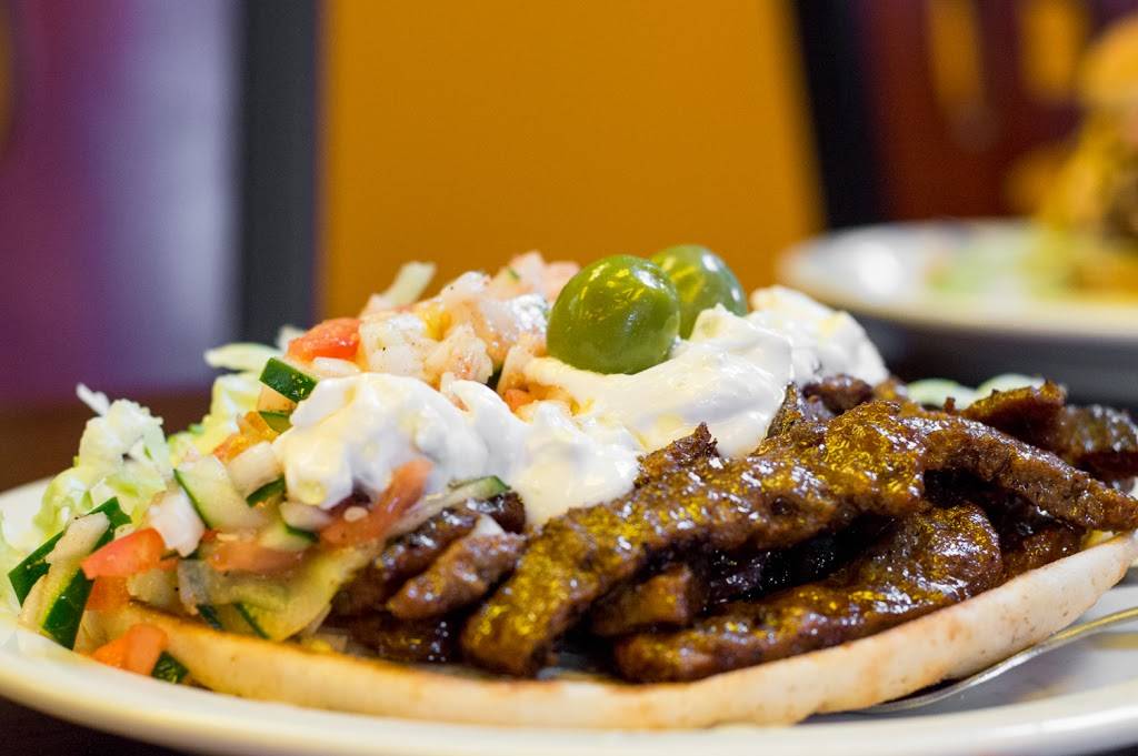 Daves Gourmet Burgers and More | restaurant | 16 Edison Ave, Schenectady, NY 12305, United States | 5182803900 OR +1 518-280-3900