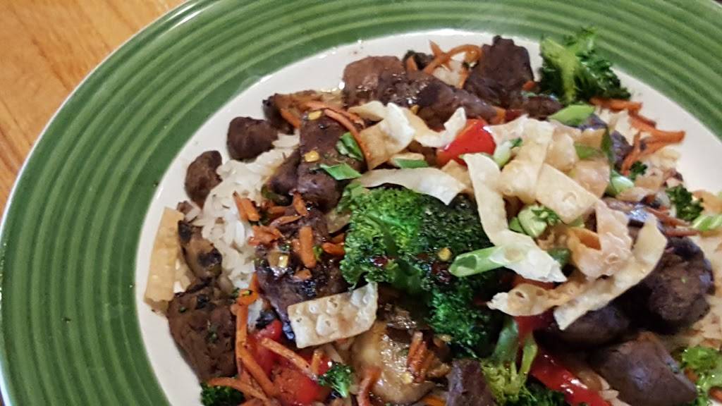 Applebees Grill + Bar | restaurant | 4300 Green Mt Crossing Dr, Shiloh, IL 62269, USA | 6186326210 OR +1 618-632-6210