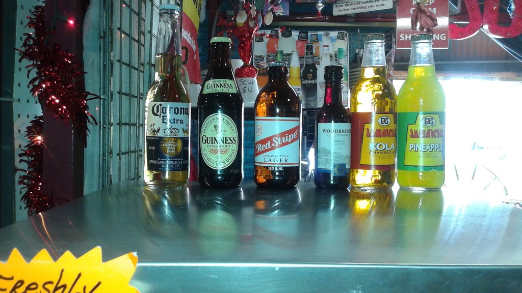 Chriss Kitchen | restaurant | 1940 N 30th Rd #324, Hollywood, FL 33021, USA | 7543686996 OR +1 754-368-6996