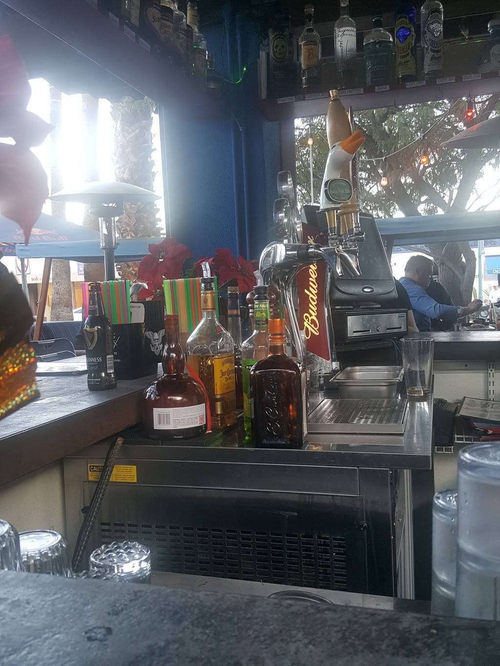 The Alibi- open for curbside pickup only | restaurant | 369 N Palm Canyon Dr, Palm Springs, CA 92262, USA | 7606561525 OR +1 760-656-1525