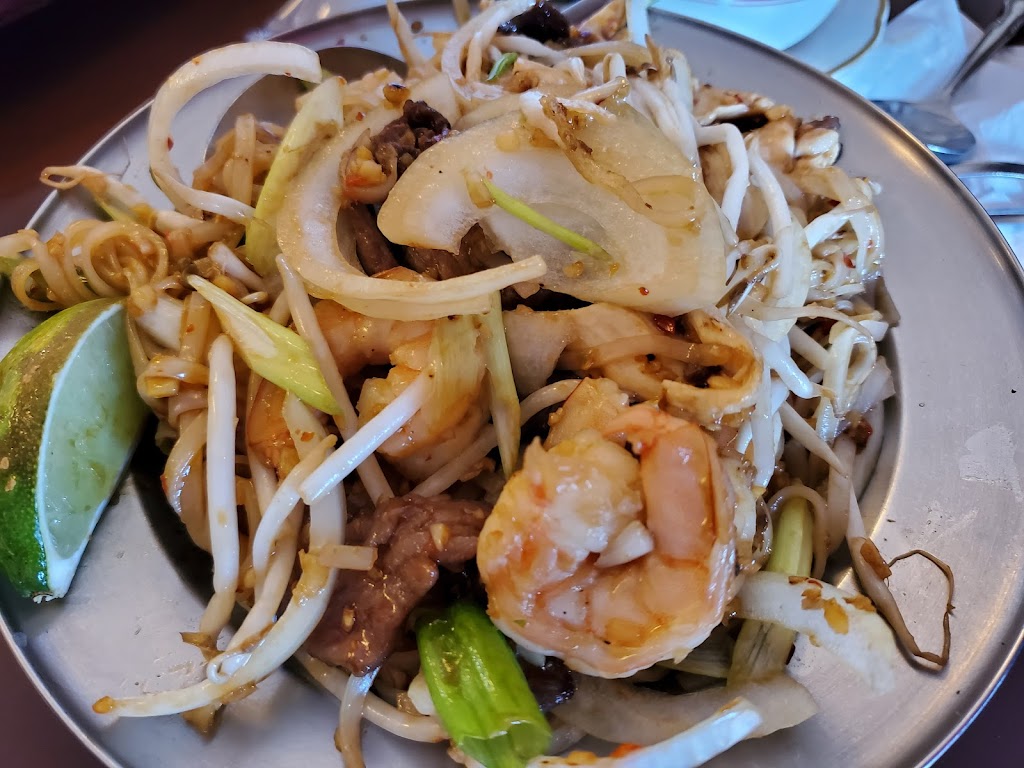 Bamboo Garden Chinese And Thai Cuisine | restaurant | 1481 E Fry Blvd #3, Sierra Vista, AZ 85635, USA | 5204591800 OR +1 520-459-1800