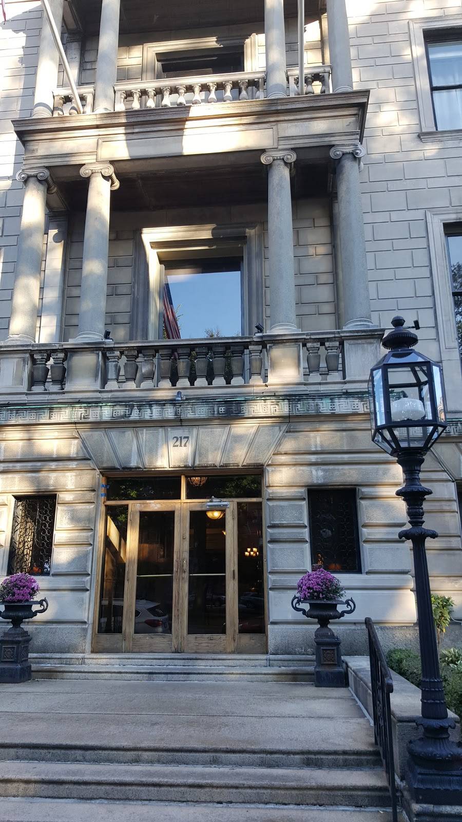 The Algonquin Club | restaurant | 217 Commonwealth Avenue, Boston, MA 02116, USA | 6172662400 OR +1 617-266-2400