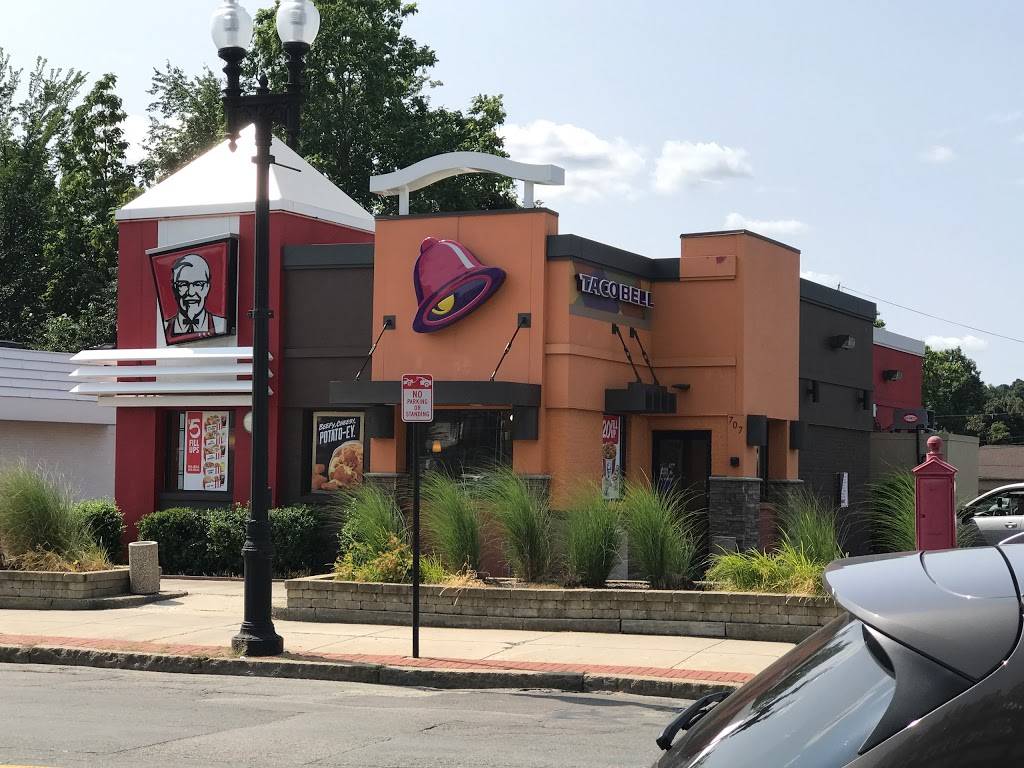 Taco Bell | meal takeaway | 707 Hancock St, Quincy, MA 02170, USA | 6174714742 OR +1 617-471-4742