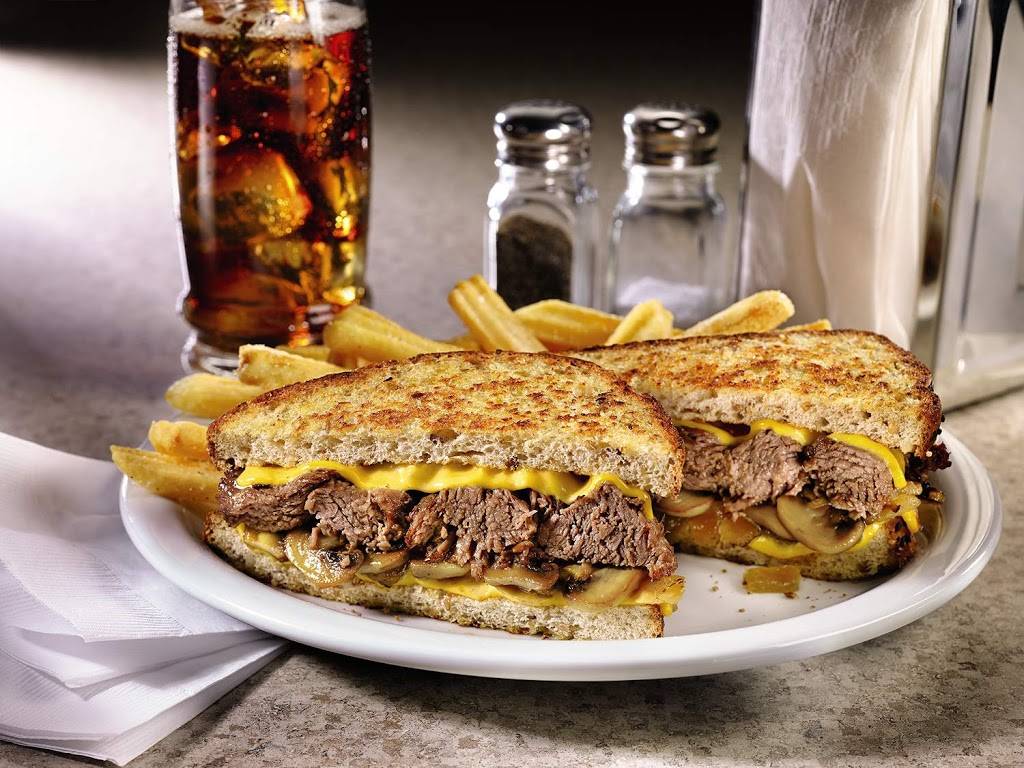 Dennys | restaurant | 3451 South Service Rd W, Oakville, ON L6L 0C3, Canada | 2898817253 OR +1 289-881-7253