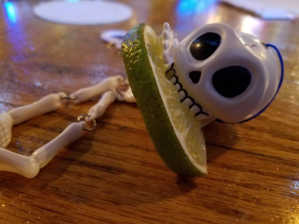 The Landing | restaurant | 2234 E Layton Ave, St Francis, WI 53235, USA | 4144830702 OR +1 414-483-0702