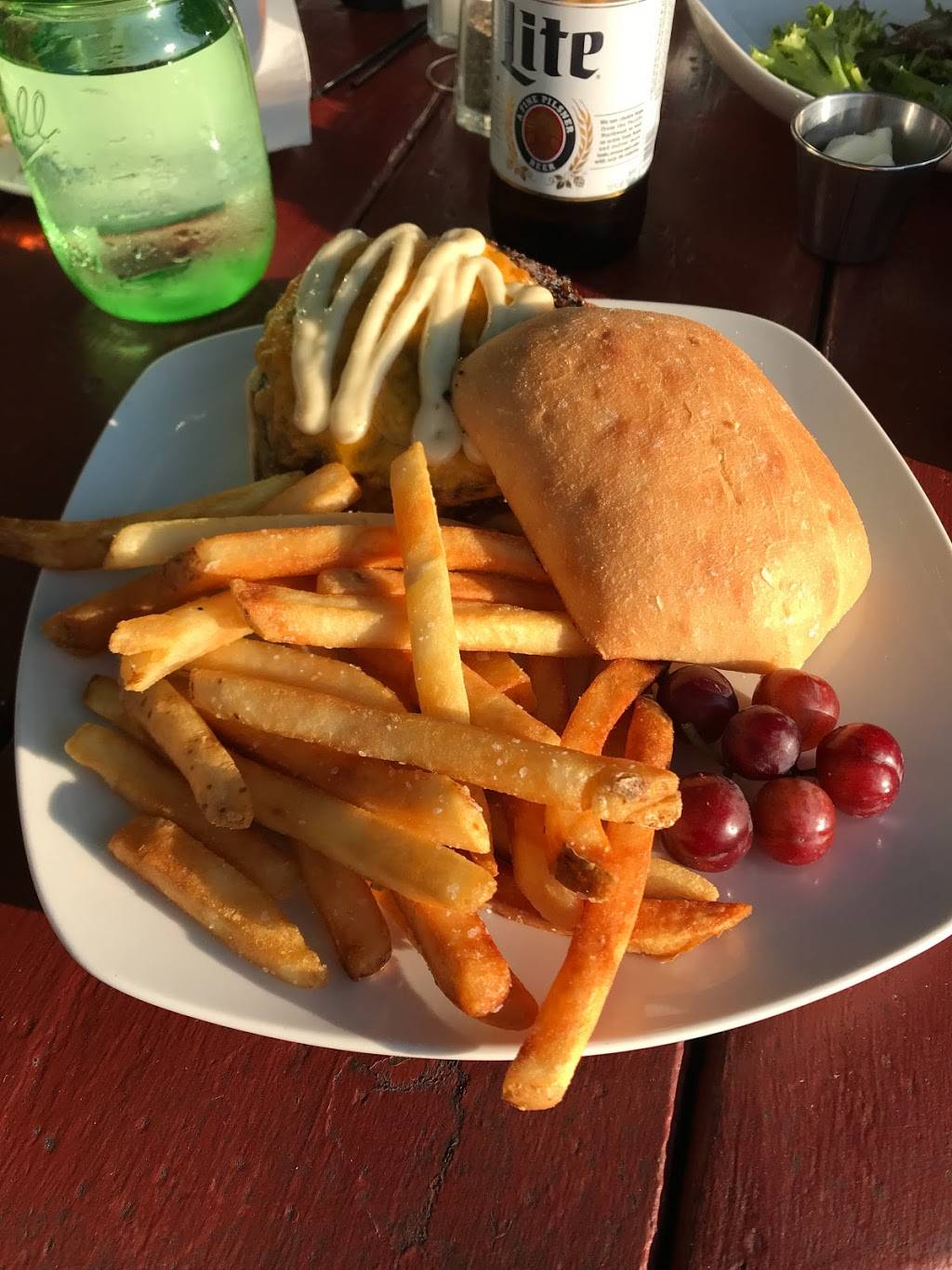 River Deck | restaurant | 15648 W County Road B, Hayward, WI 54843, USA | 7156345115 OR +1 715-634-5115