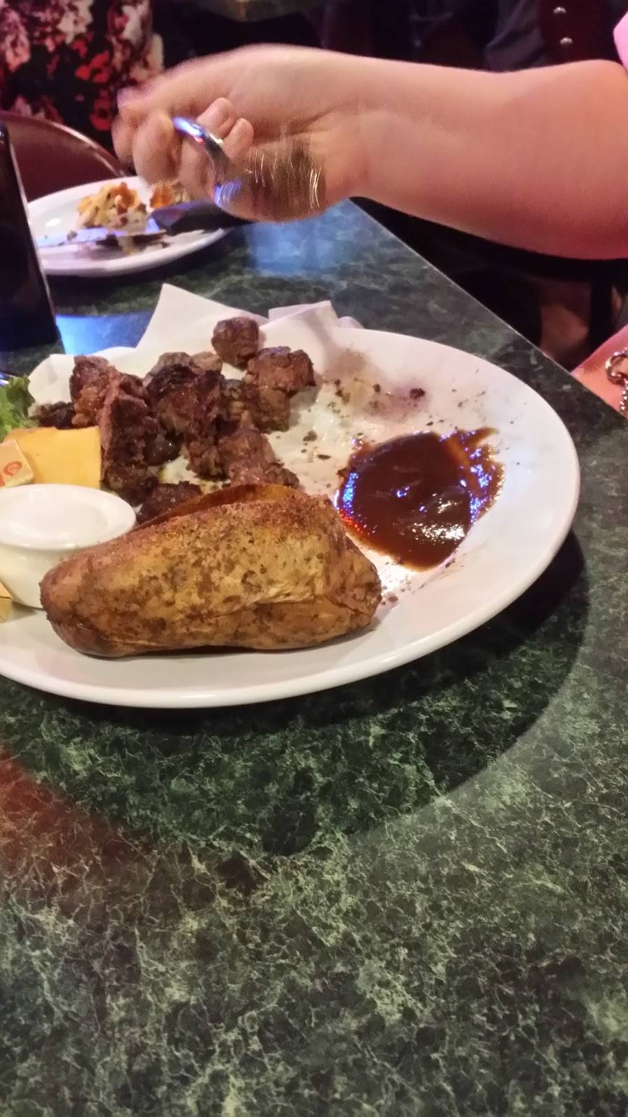 Rookies | restaurant | 15358 Veterans Memorial Pkwy, Wentzville, MO 63385, USA | 6363325933 OR +1 636-332-5933