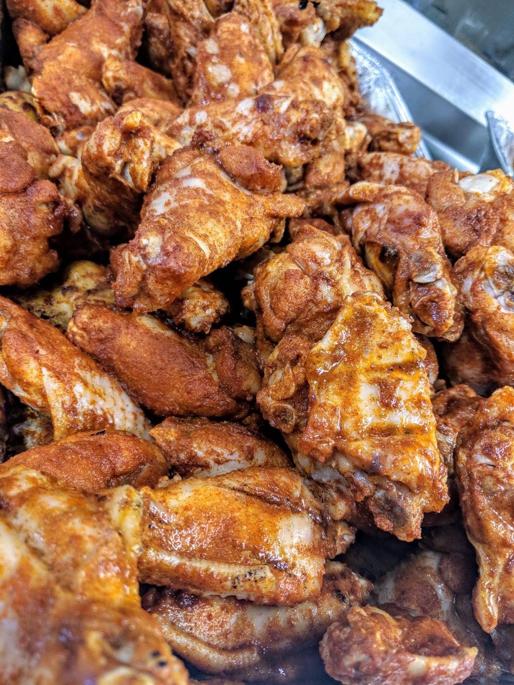 Louies Hot Chicken & Barbecue | restaurant | 4222 Poplar Level Rd, Louisville, KY 40213, USA | 5027094274 OR +1 502-709-4274