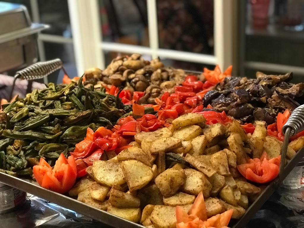 Spice Lounge | restaurant | 859 Hornblend St, San Diego, CA 92109, USA | 8582721600 OR +1 858-272-1600