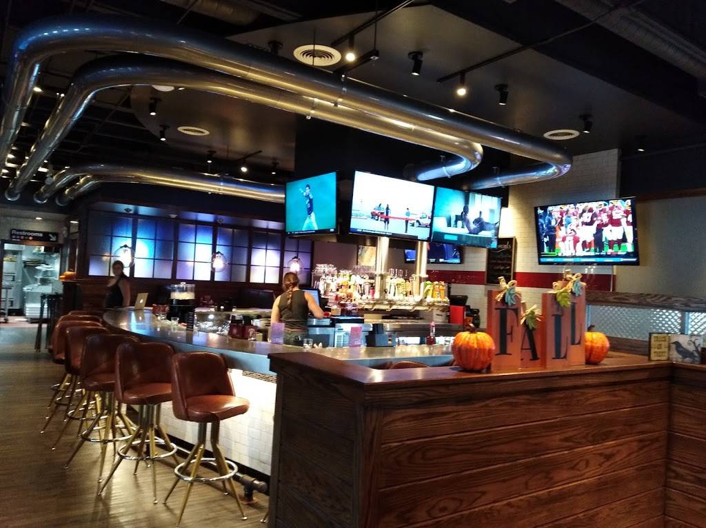 Old Republic Kitchen + Bar | restaurant | 155 S Randall Rd, Elgin, IL 60123, USA | 2245359544 OR +1 224-535-9544