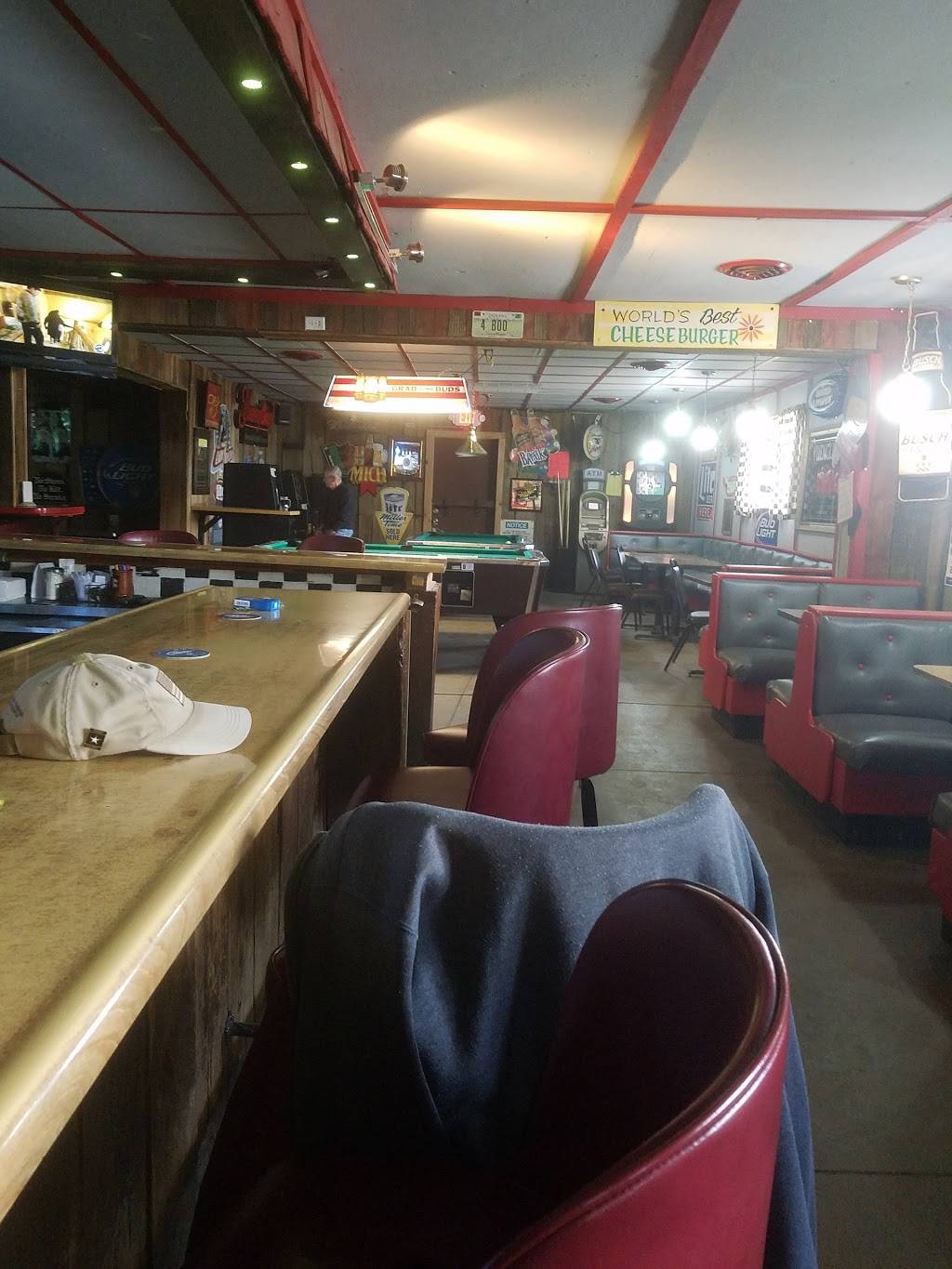 Charlies Place | restaurant | 300 Defiance Ave, Hicksville, OH 43526, USA | 4195429692 OR +1 419-542-9692