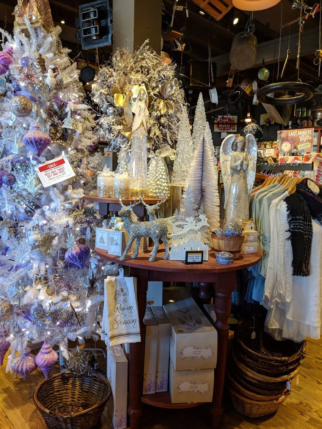 Cracker Barrel Old Country Store | restaurant | 135 Spring Forest Dr, Mebane, NC 27302, USA | 9193049932 OR +1 919-304-9932