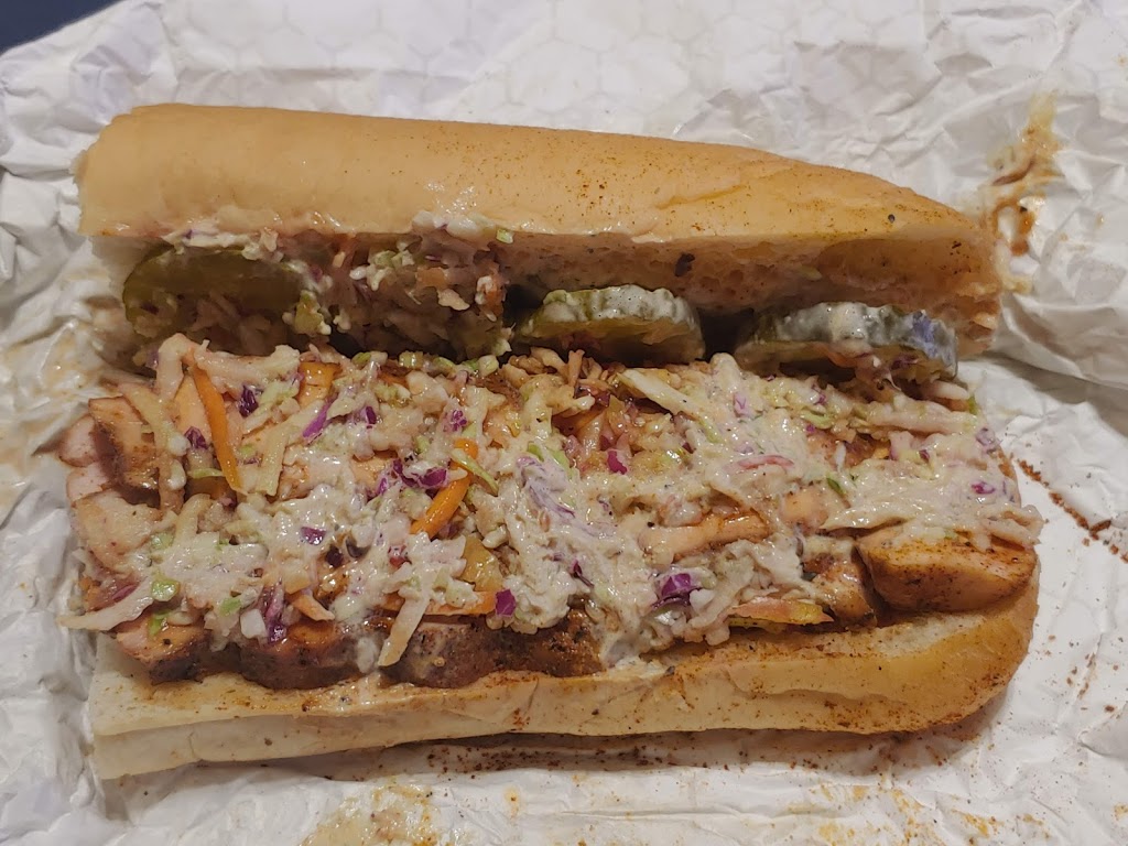 The Locals Food Trucks and Outdoor Cafe | restaurant | Brandenburg, KY 40108, USA | 2704223667 OR +1 270-422-3667