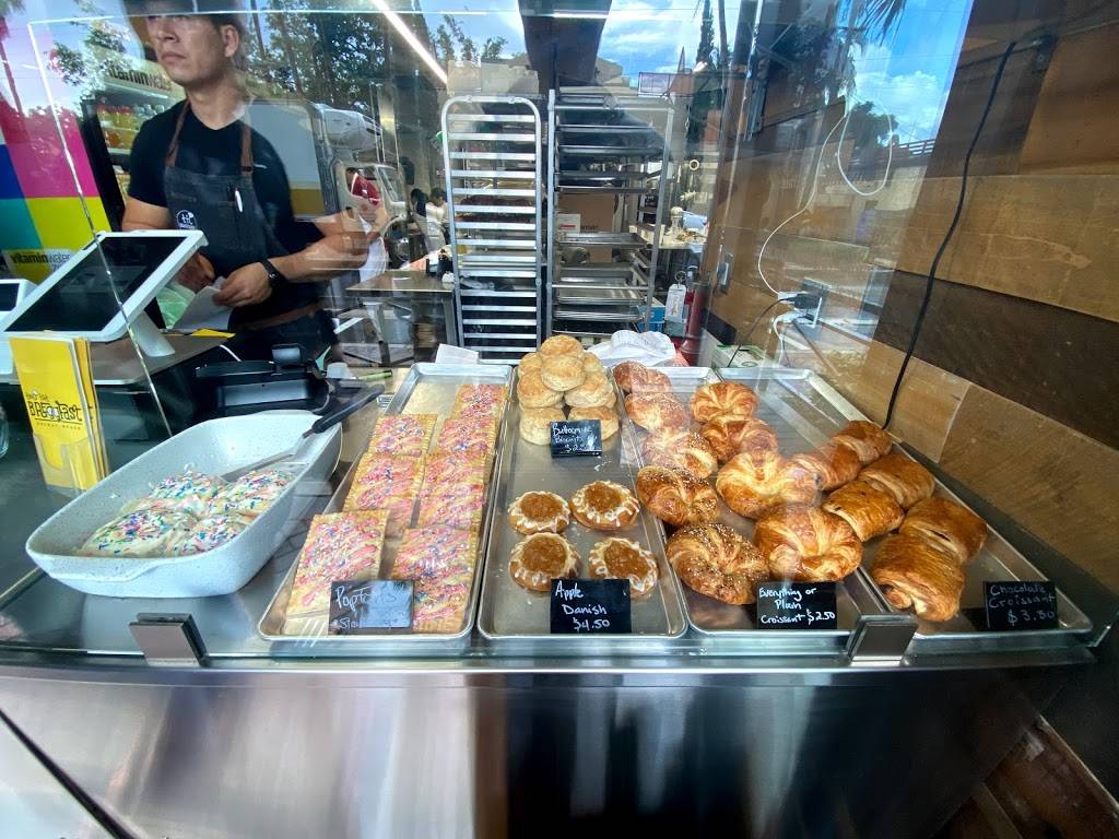 Two Fat BrEGGfast | meal takeaway | 32 SE 2nd Ave, Delray Beach, FL 33444, USA | 5612655350 OR +1 561-265-5350