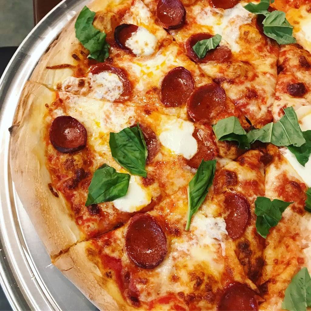 Pizzoco Pizza Parlor | restaurant | 501 N Loudoun St, Winchester, VA 22601, USA | 5403237517 OR +1 540-323-7517