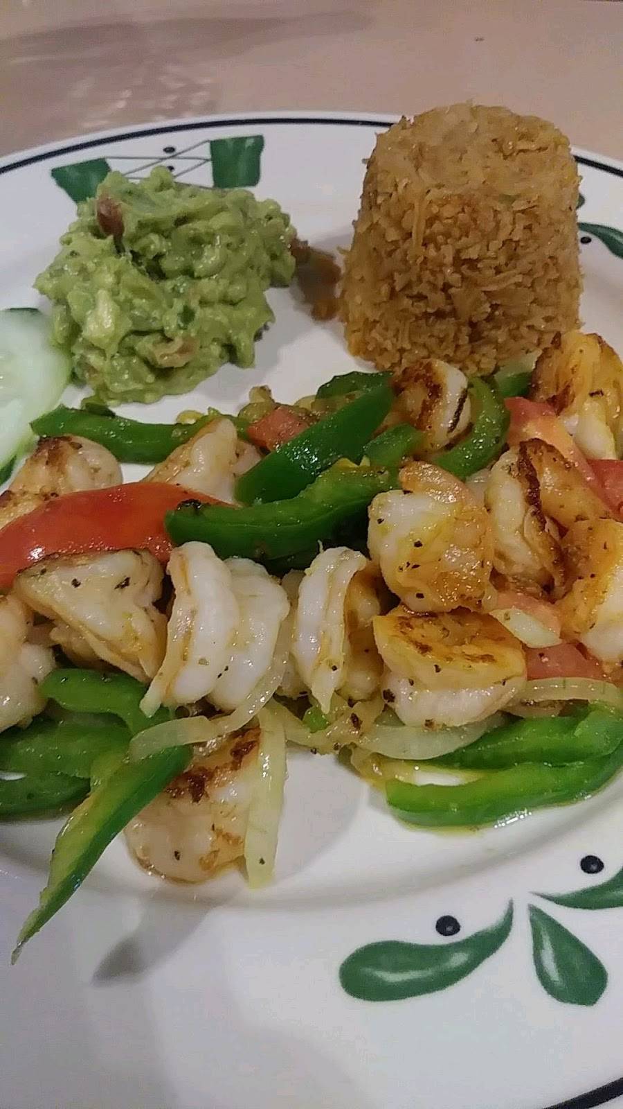 El Pescador Restaurant | restaurant | Carretera Transpeninsular km 43.7, La Ladrillera El Pescador, 22716 Playas del Rosarito, B.C., Mexico | 016616140854 OR +52 661 614 0854