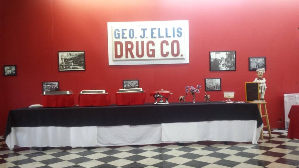 George J Ellis Mercantile | restaurant | 144 E Public Square # 1, Glasgow, KY 42141, USA | 2706512161 OR +1 270-651-2161