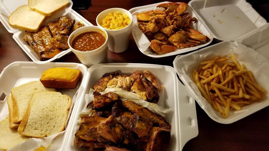 Father & Sons Smoke Til-U-Choke Bar B-Q | restaurant | 1550 FL-7, Lauderhill, FL 33313, USA | 7542165177 OR +1 754-216-5177