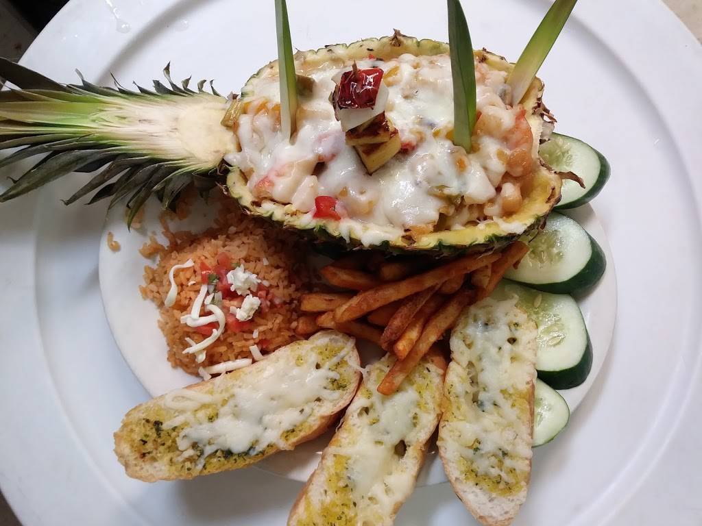 El Manzanillo | restaurant | 30 Dillard Rd, Highlands, NC 28741, USA | 8285260608 OR +1 828-526-0608