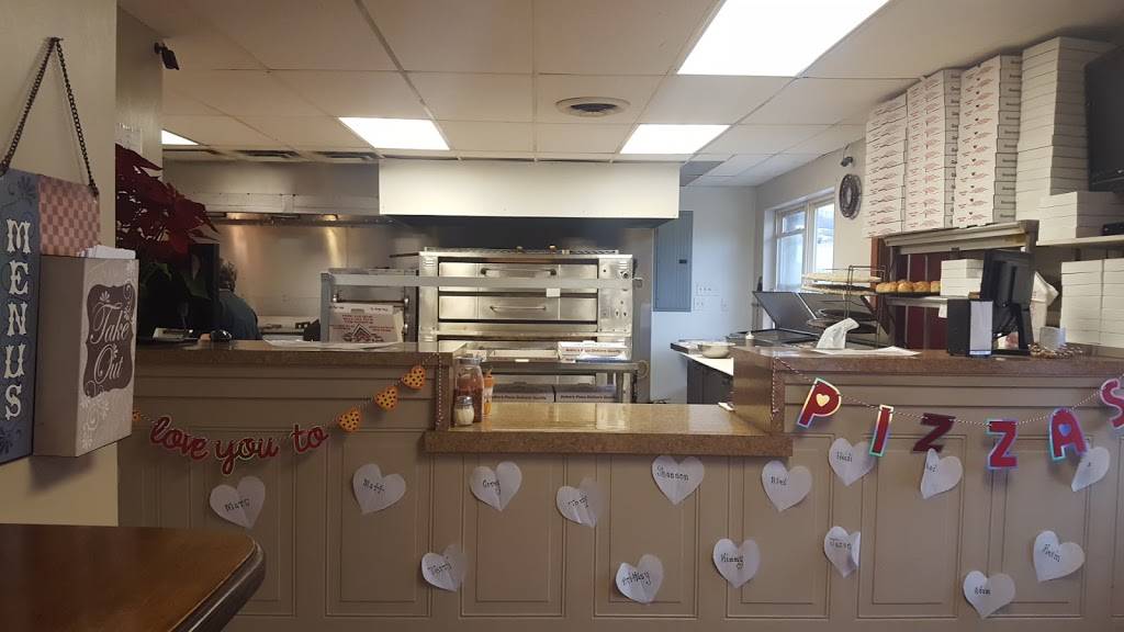 Veltres Pizza | restaurant | 1268 Brinton Rd, Pittsburgh, PA 15221, USA | 4122713244 OR +1 412-271-3244