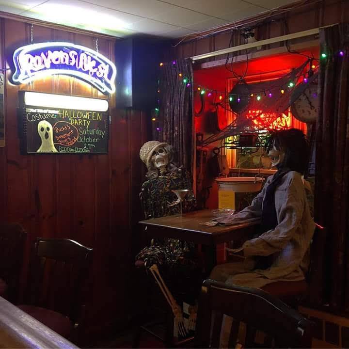 Ravens Nest | restaurant | 625 Old Bethlehem Rd, Quakertown, PA 18951, USA | 2155365369 OR +1 215-536-5369