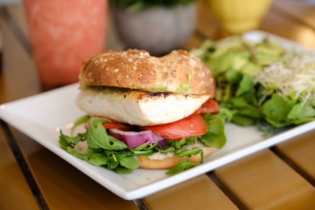 Carrot Express Aventura | restaurant | 2530 NE 186 St North Miami Beach, Aventura, FL 33180, USA | 3057602049 OR +1 305-760-2049