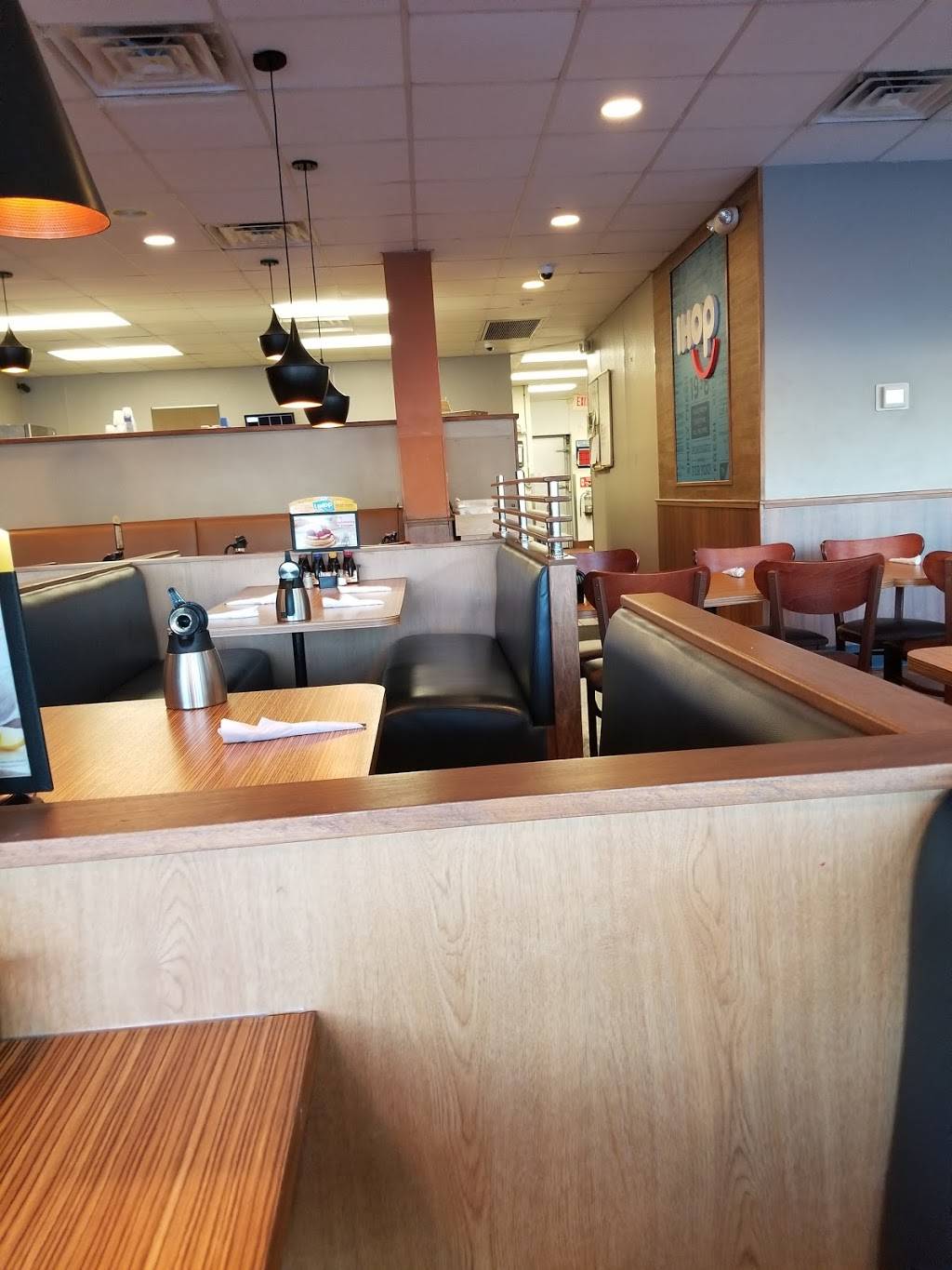 IHOP | restaurant | 11111 N Dale Mabry Hwy, Tampa, FL 33618, USA | 8139621102 OR +1 813-962-1102