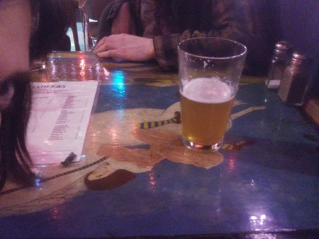 Flowers Bar & Restaurant | restaurant | 4247 University Way NE, Seattle, WA 98105, USA | 2066331903 OR +1 206-633-1903