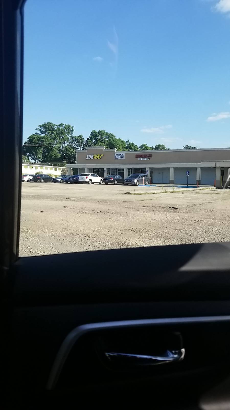 Subway | meal takeaway | 11926 Florida Blvd, Baton Rouge, LA 70815, USA | 2252725554 OR +1 225-272-5554