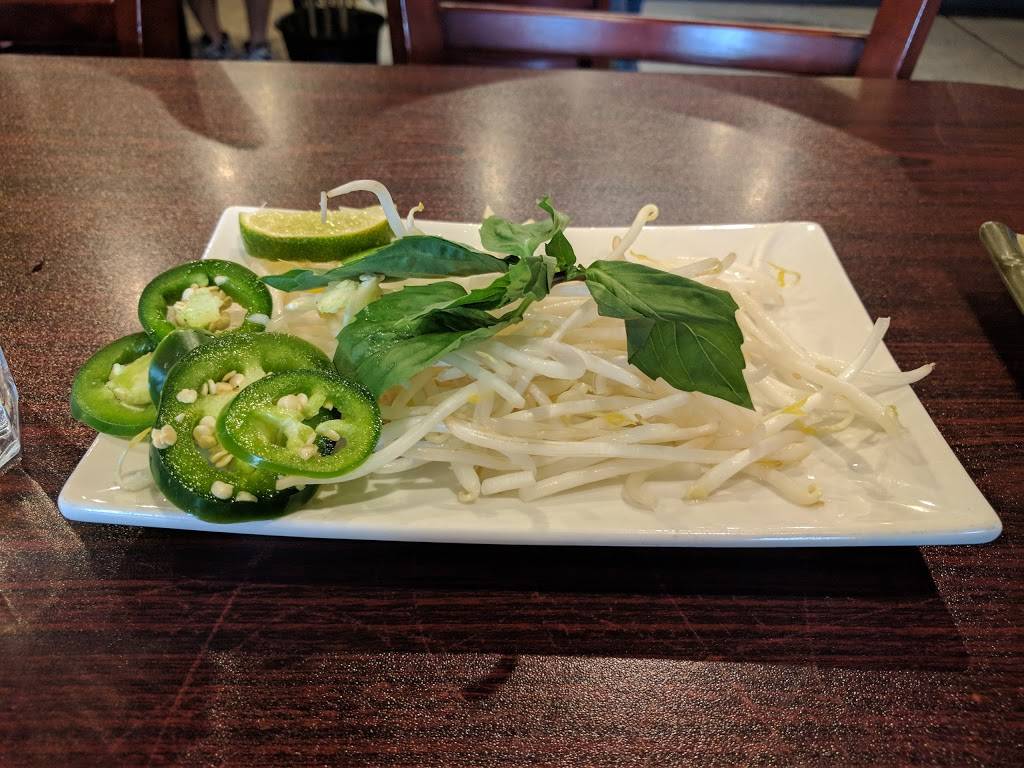 Pho T & N | restaurant | 19641 7th Ave NE #135, Poulsbo, WA 98370, USA | 3603941601 OR +1 360-394-1601