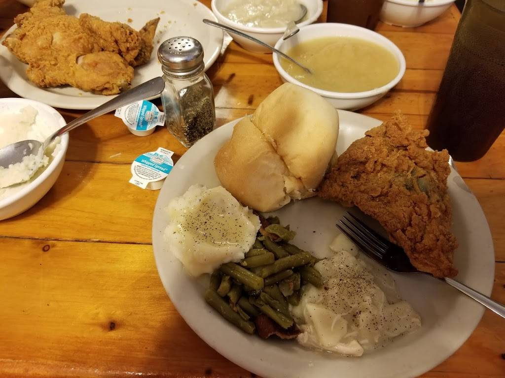 Good Ol Days | restaurant | 5 E Hanover St, New Baden, IL 62265, USA | 6185884582 OR +1 618-588-4582