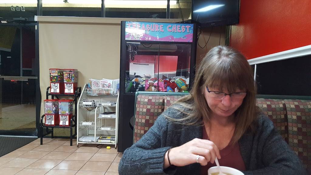 China Harbor | restaurant | 409 N Country Club Rd, Garland, TX 75040, USA | 9722769793 OR +1 972-276-9793