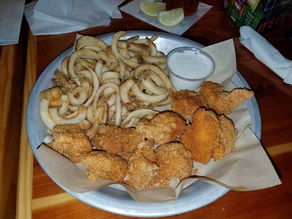 Hooters | meal takeaway | 25 W Georgia St, Indianapolis, IN 46225, USA | 3172679637 OR +1 317-267-9637