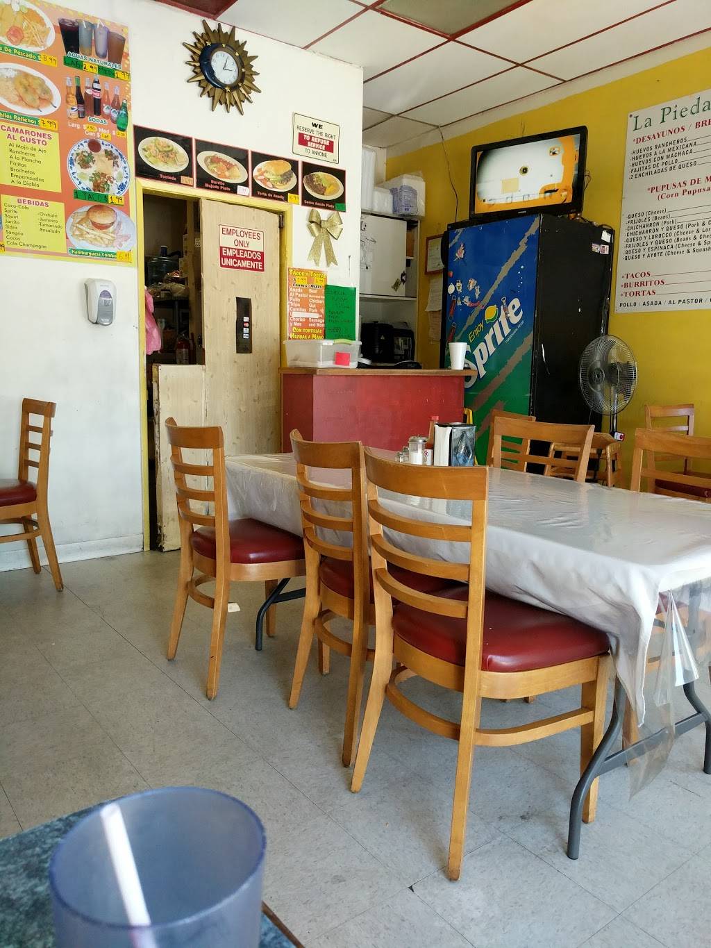 La Piedad Mexican Restaurant | restaurant | 15709 Vanowen St, Van Nuys, CA 91406, USA | 8187823354 OR +1 818-782-3354