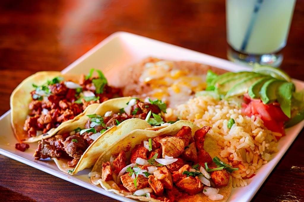 Reivers Bar and Grill | restaurant | 1085 S Gaylord St, Denver, CO 80209, USA | 3037338856 OR +1 303-733-8856