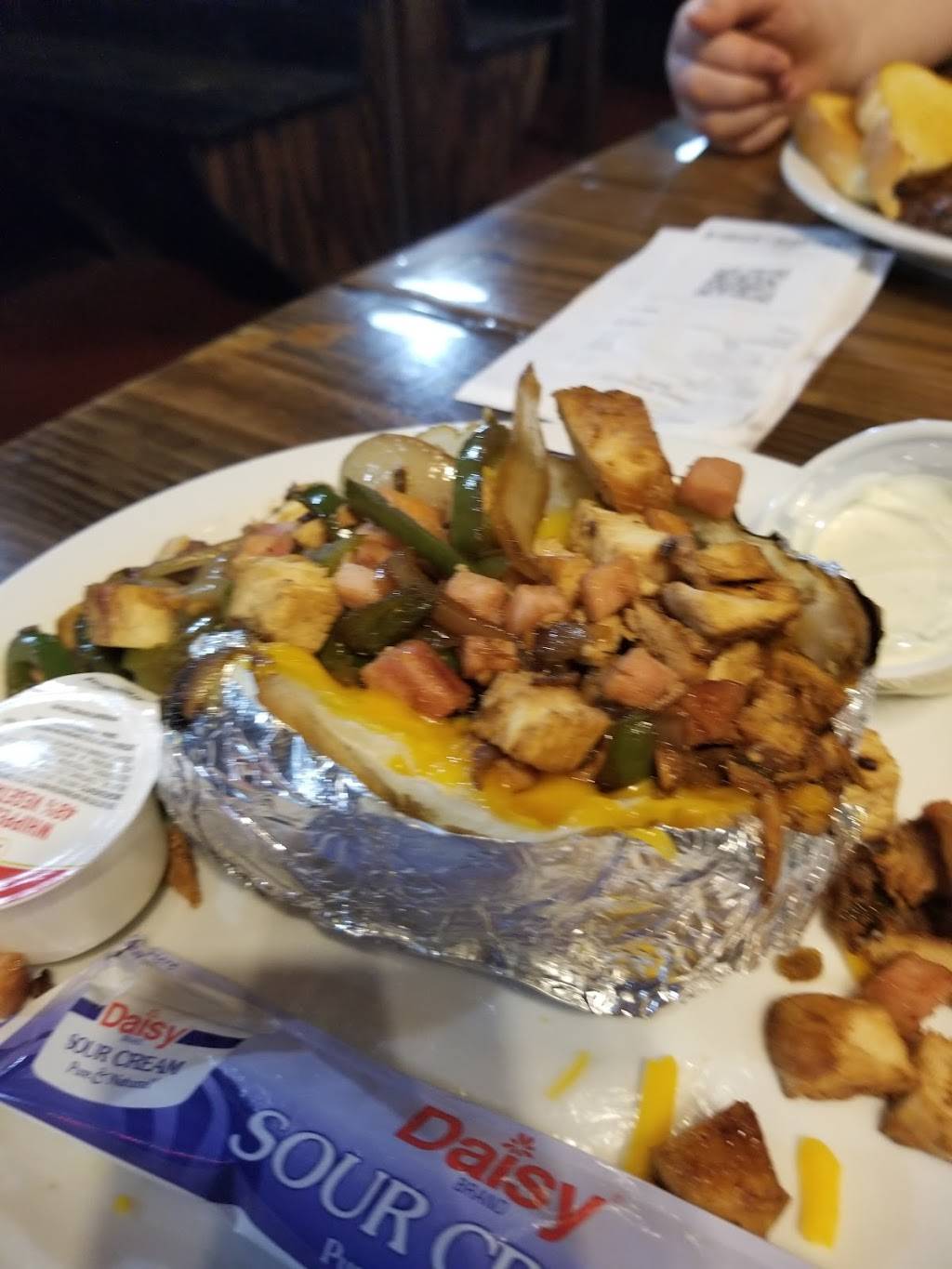 Mitchell’s - Central Service Grill | restaurant | 2728 MS-182, Eupora, MS 39744, USA | 6627447100 OR +1 662-744-7100