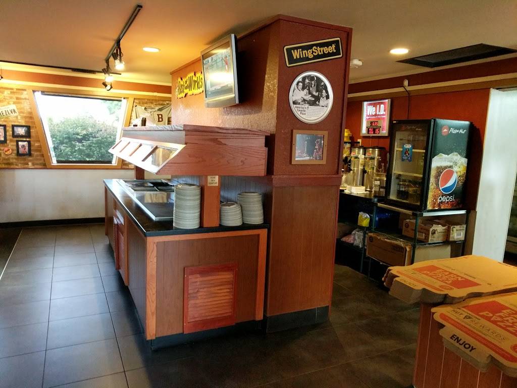 Pizza Hut | meal takeaway | 10402 Kingston Pike, Knoxville, TN 37922, USA | 8656938282 OR +1 865-693-8282