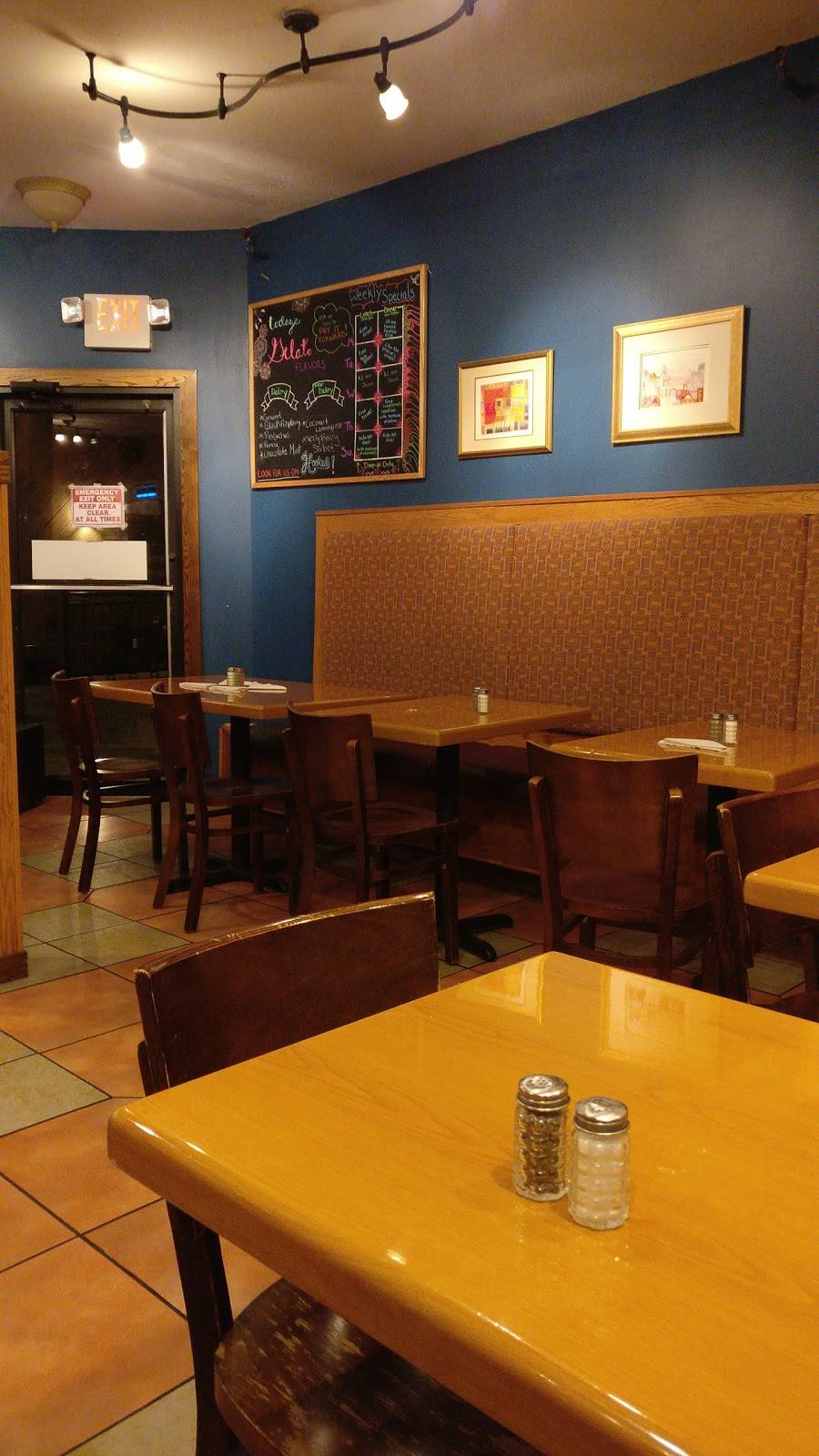 Falafels Middle Eastern Grill | restaurant | 430 E Kirkwood Ave, Bloomington, IN 47408, USA | 8123553555 OR +1 812-355-3555