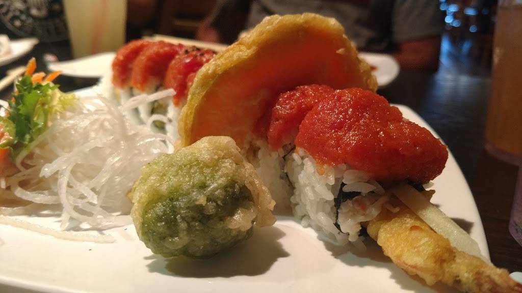 SUSHIRAW | restaurant | 16858 Devonshire St, Granada Hills, CA 91344, USA | 8188329322 OR +1 818-832-9322
