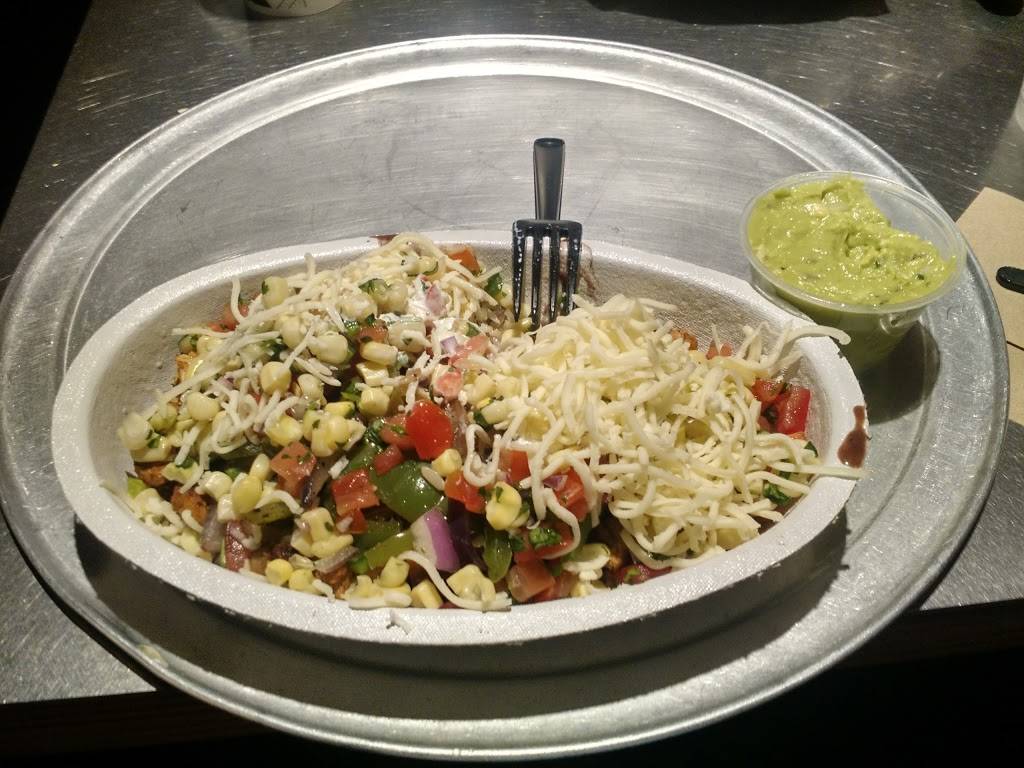 Chipotle Mexican Grill | restaurant | 3219 Watkins Rd Ste 100, Durham, NC 27707, USA | 9194015469 OR +1 919-401-5469