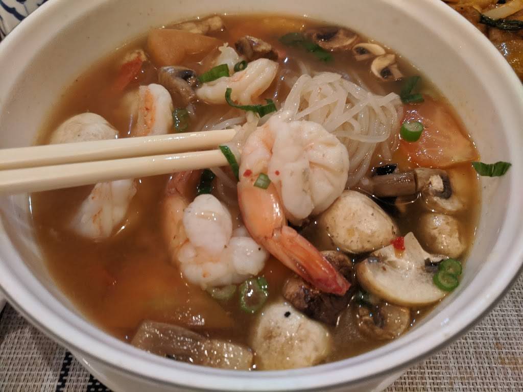 Bangkok Dee Thai Cuisine | restaurant | 10207 N Central Expy, Dallas, TX 75231, USA | 2147393436 OR +1 214-739-3436