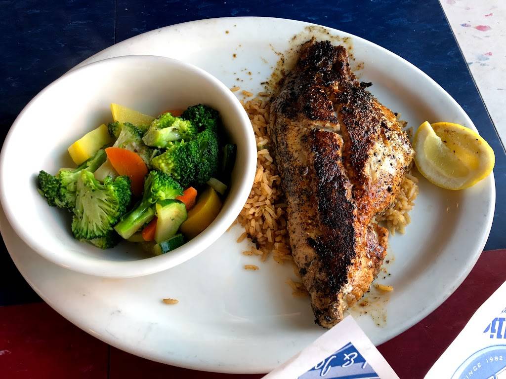 Willies Grill & Icehouse | restaurant | 15801 San Pedro Ave, San Antonio, TX 78232, USA | 2104909220 OR +1 210-490-9220