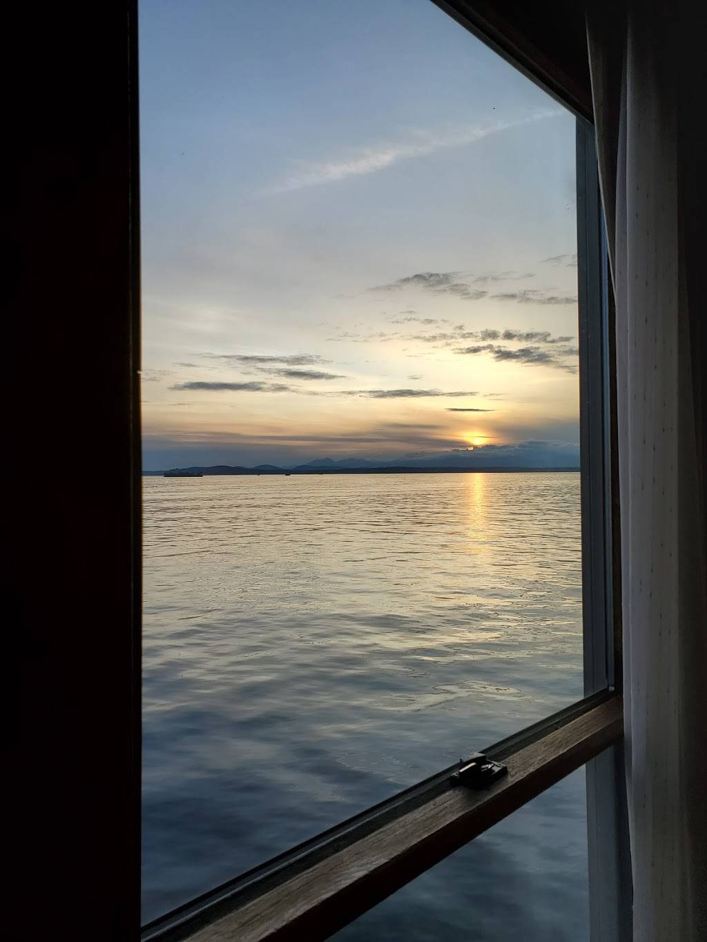 Six Seven restaurant | restaurant | 2411 Alaskan Way, Seattle, WA 98121, USA | 2062694575 OR +1 206-269-4575