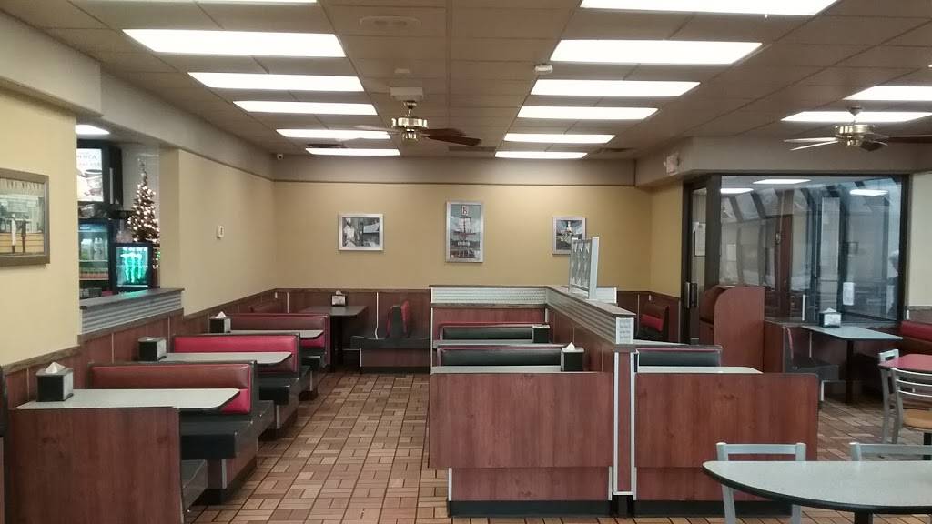 Hardees | restaurant | 1700 Wabash Ave, Springfield, IL 62704, USA | 2175468244 OR +1 217-546-8244