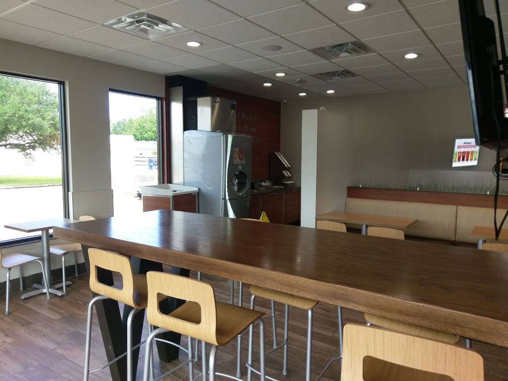 Wendys | restaurant | 1750 W Main St, League City, TX 77573, USA | 3462514054 OR +1 346-251-4054