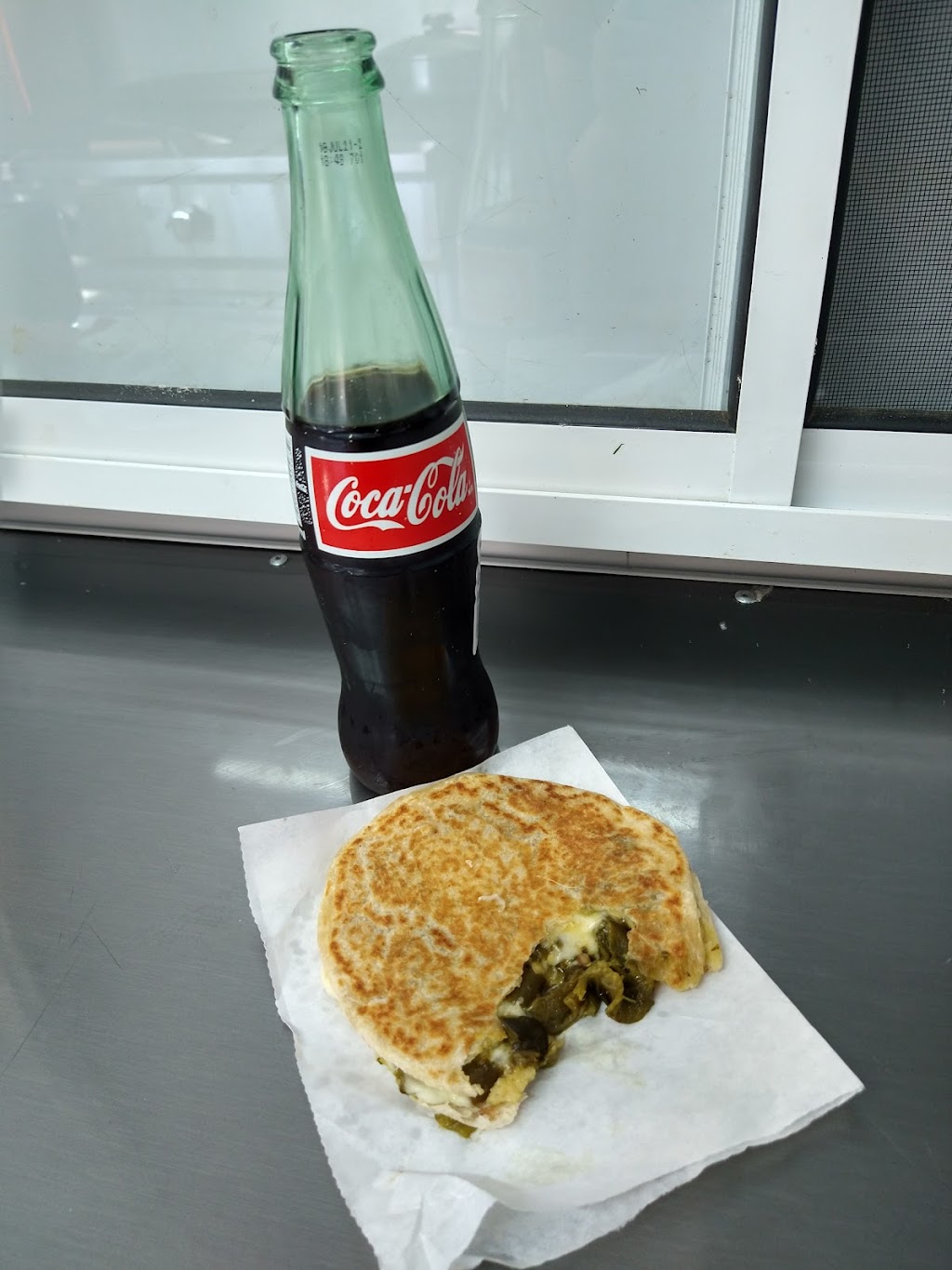 Las Vaquitas Mexican Food | restaurant | 252 N Main St, Decatur, AR 72722, USA | 4798778919 OR +1 479-877-8919